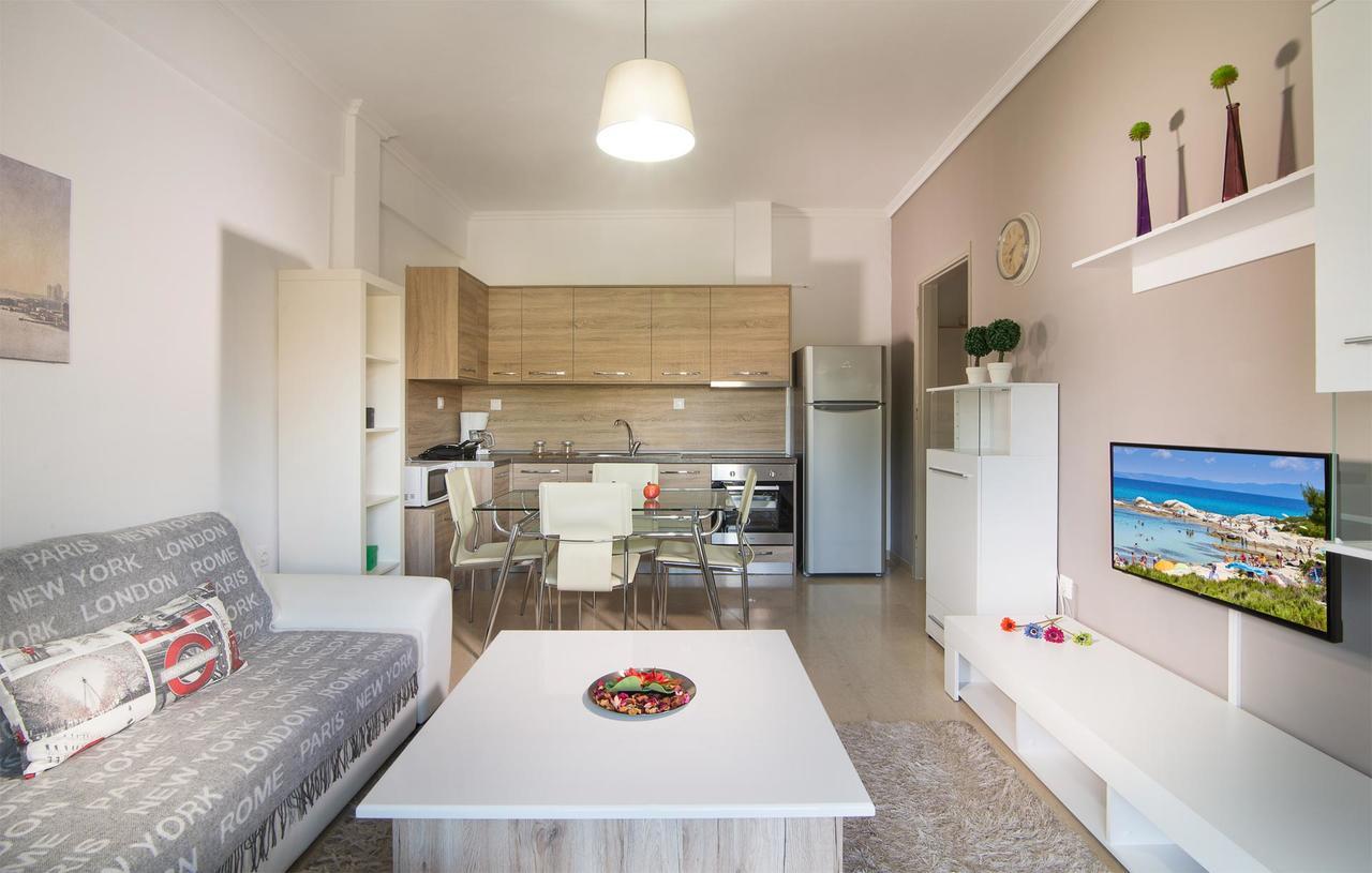 Michalis Apartments Polýgyros Eksteriør billede