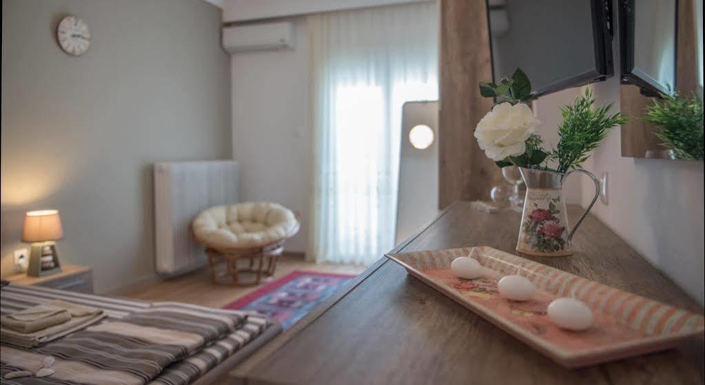 Michalis Apartments Polýgyros Eksteriør billede