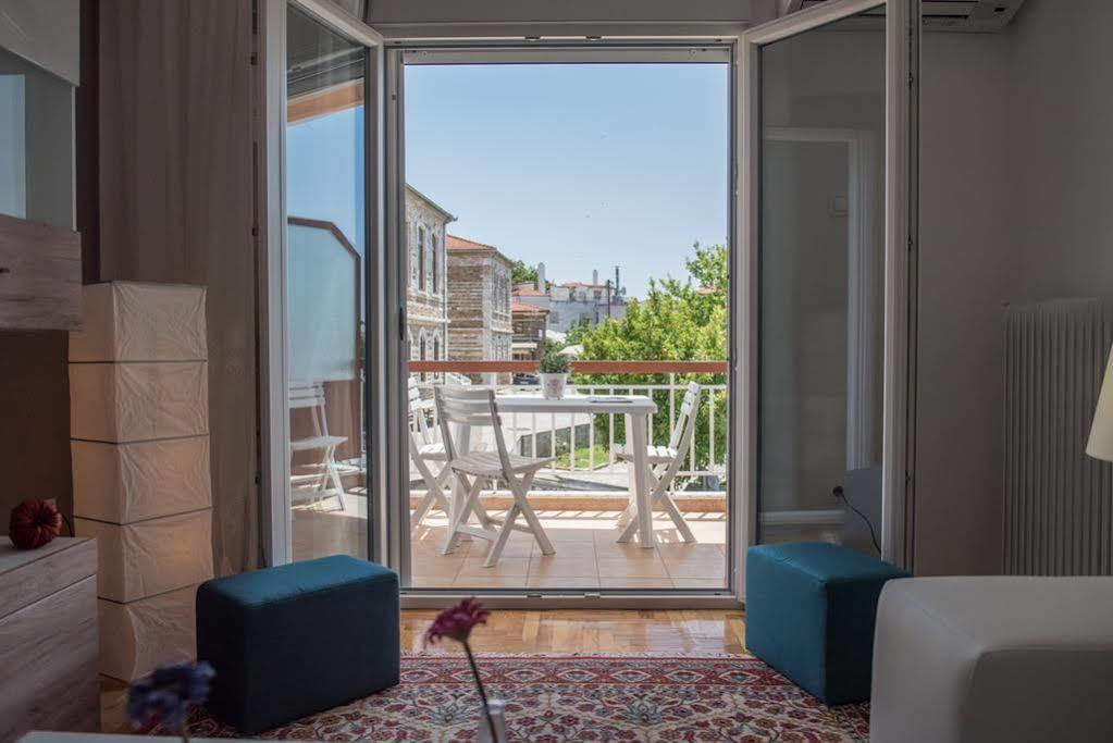Michalis Apartments Polýgyros Eksteriør billede