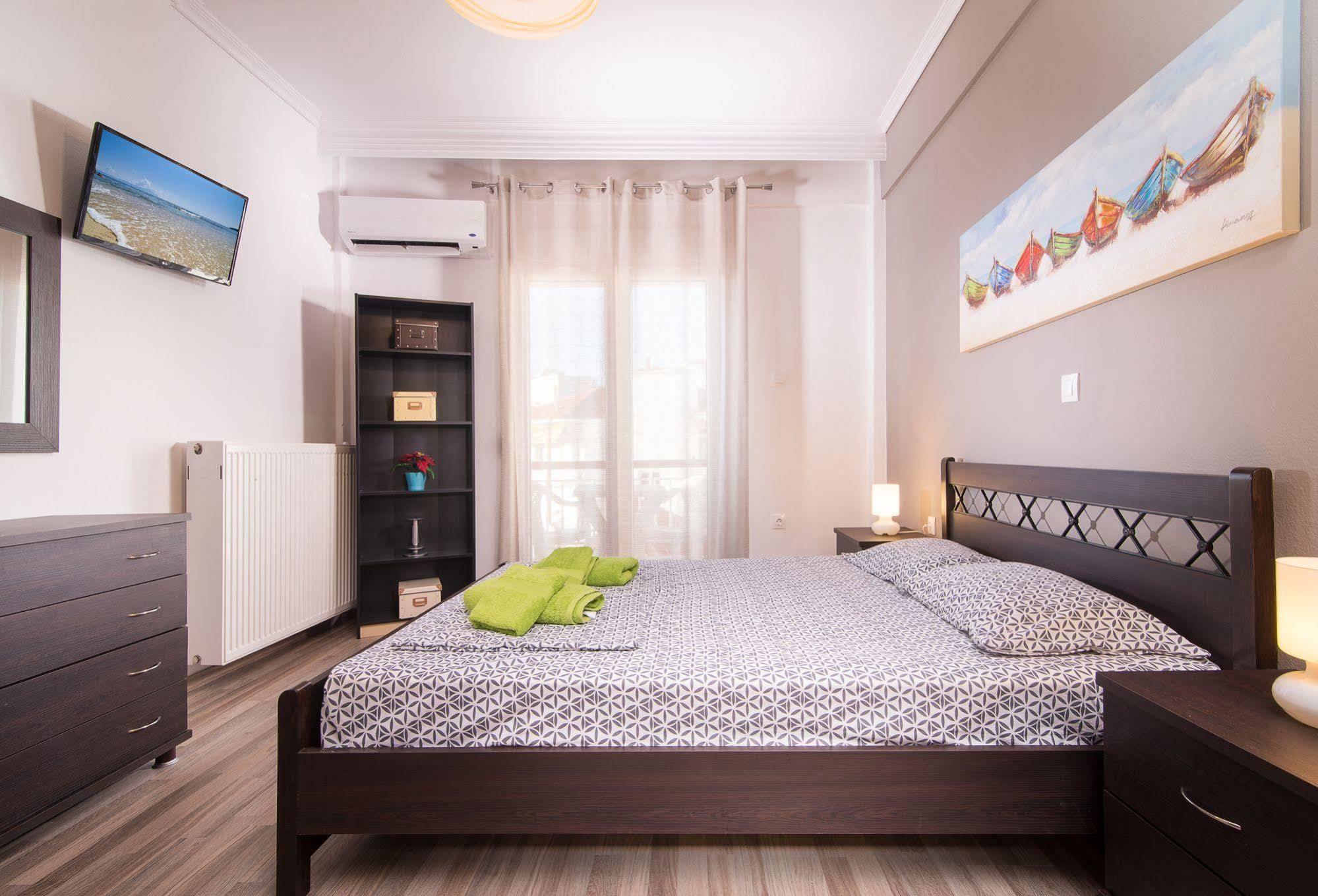 Michalis Apartments Polýgyros Eksteriør billede